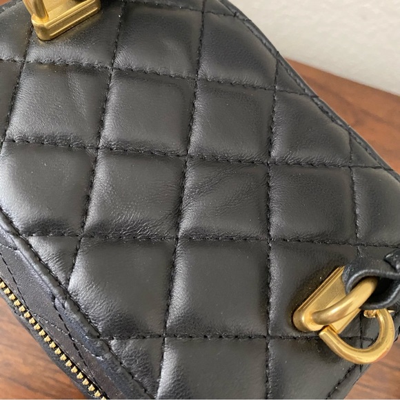 Black Quilted Small Vanity Case Box Bag w/ Chain Top Handle Crossbody S3 - Picture 9 of 10